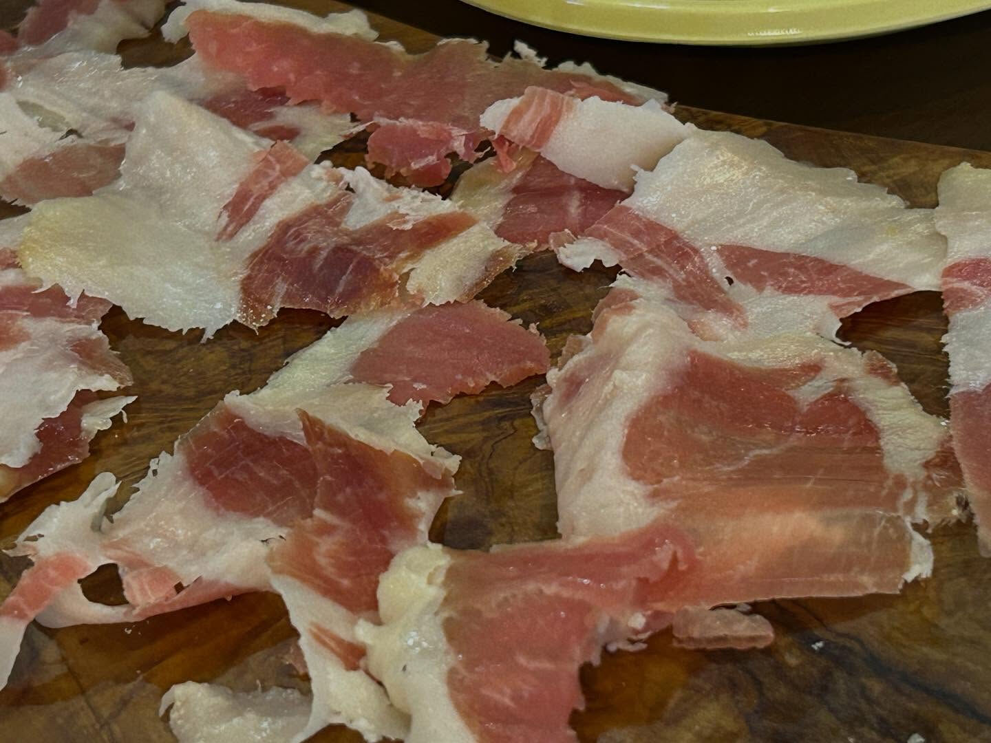 昨日は、店の営業をお休みし、秋田で生ハム作りをされていらっし