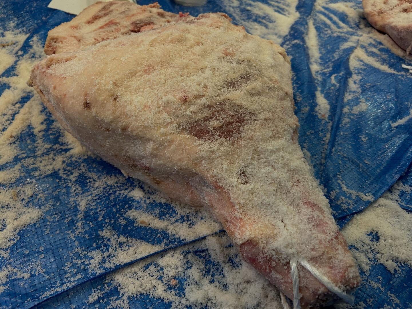 昨日は、店の営業をお休みし、秋田で生ハム作りをされていらっし