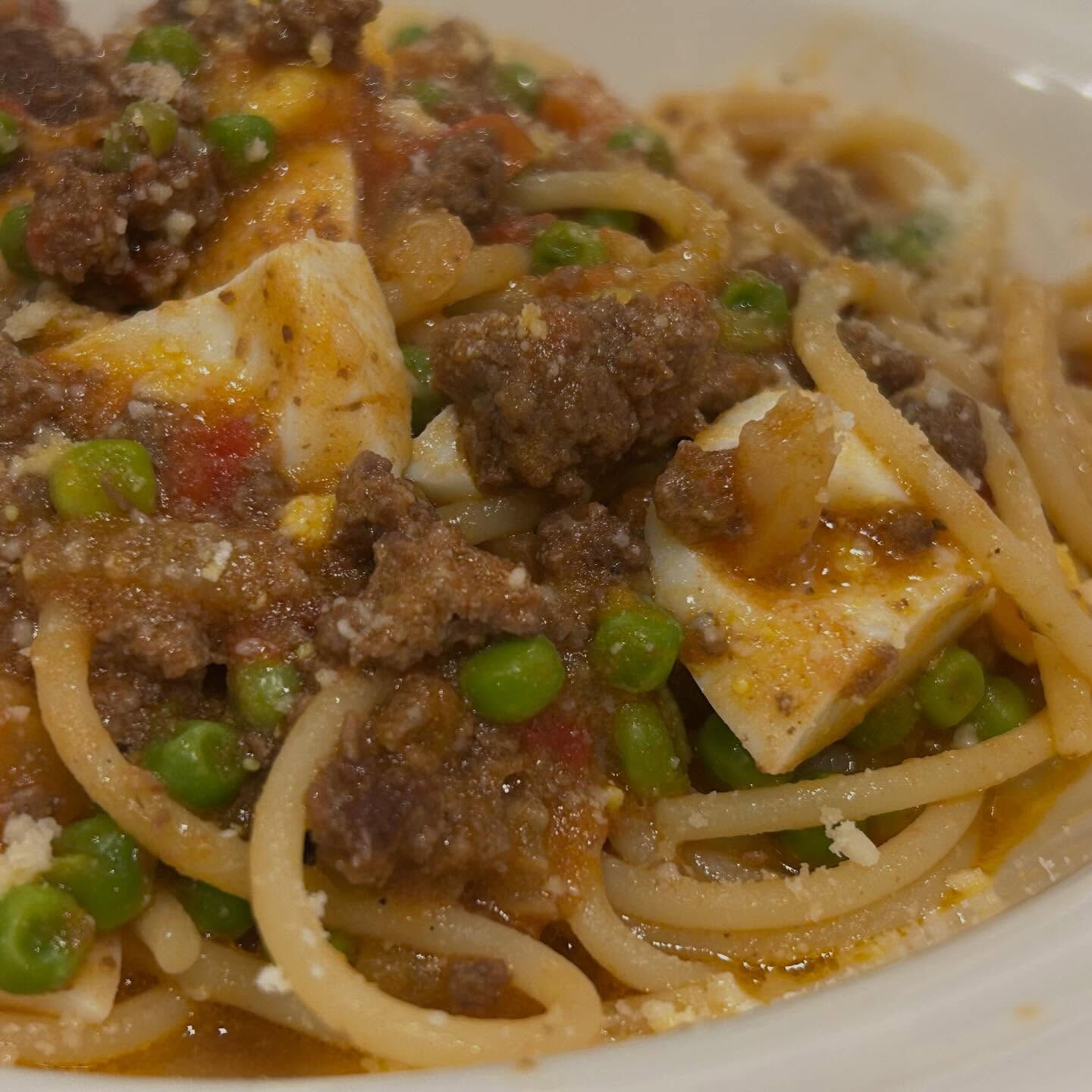 Spaghetti con ragù di agnello,