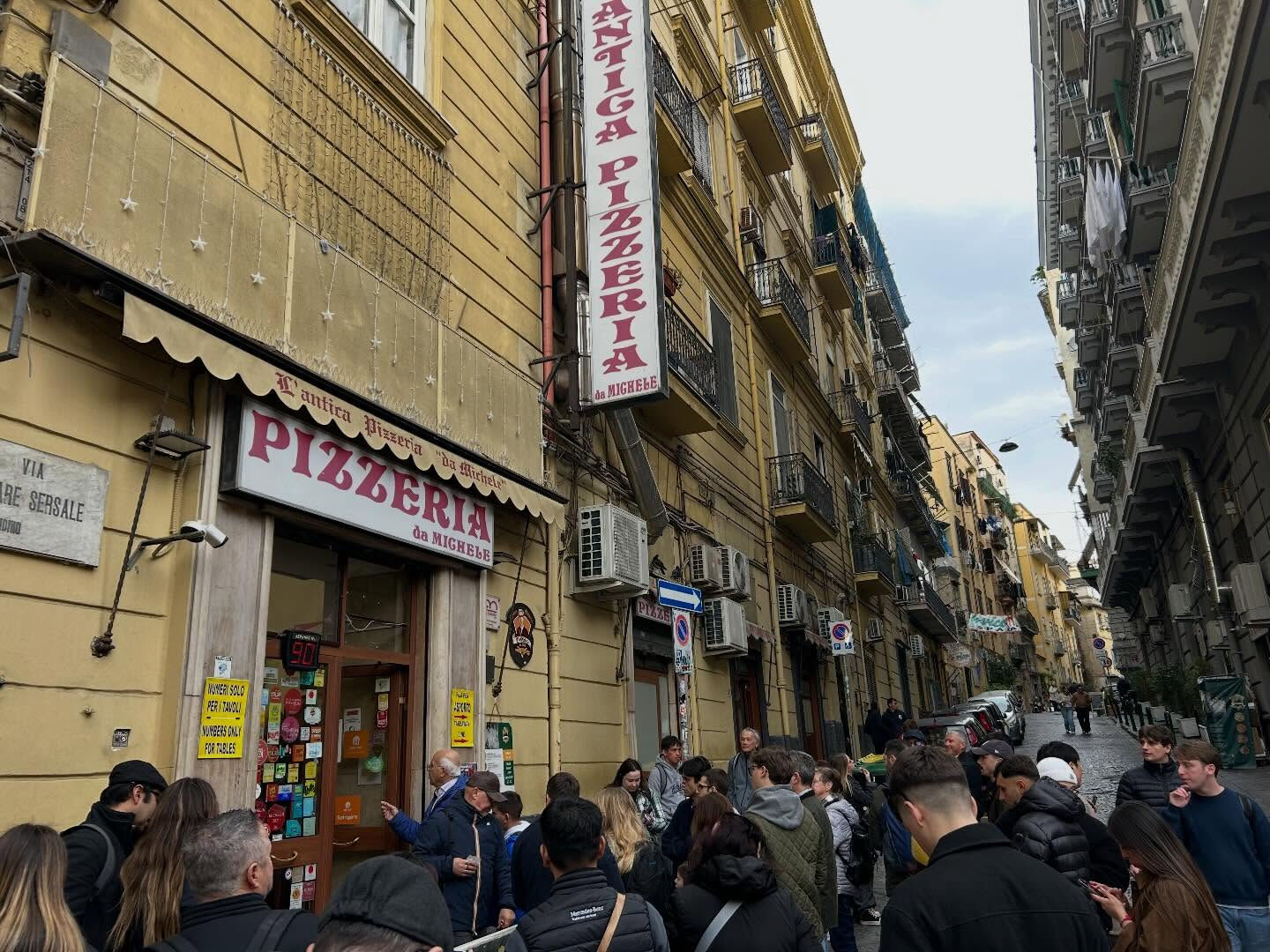 3.イタリア2日目　　NAPOLI