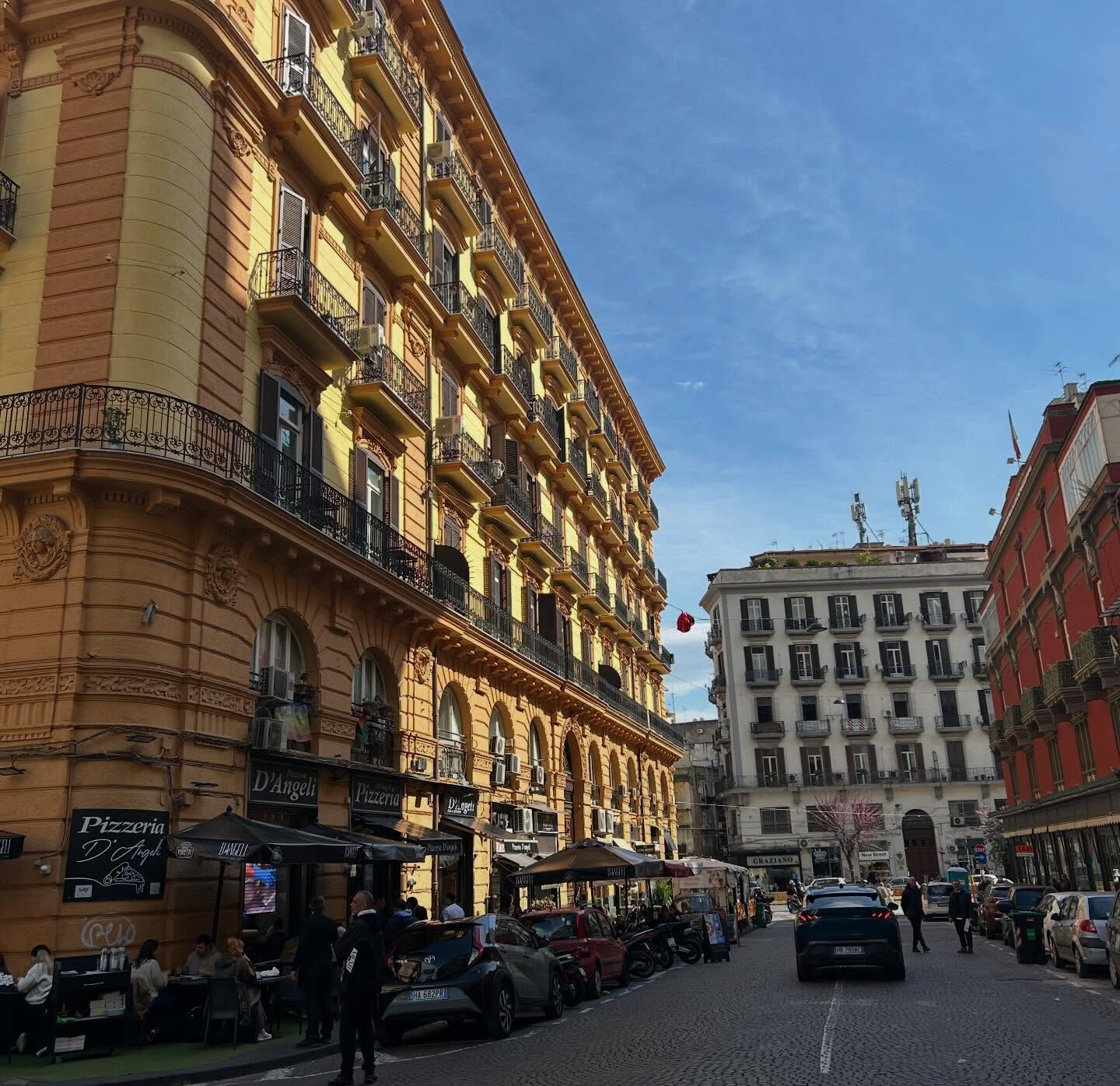 4.イタリア2日目　　NAPOLI