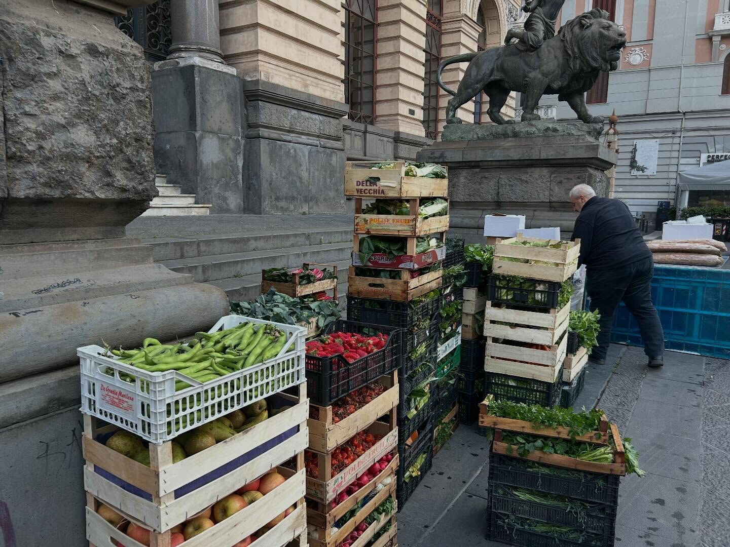6.イタリア3日目　　NAPOLI