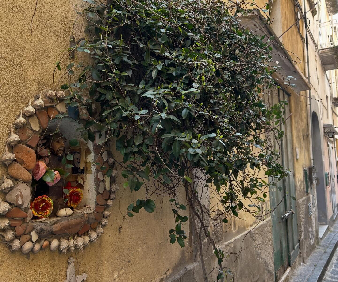 12. イタリア4日目　PROCIDA