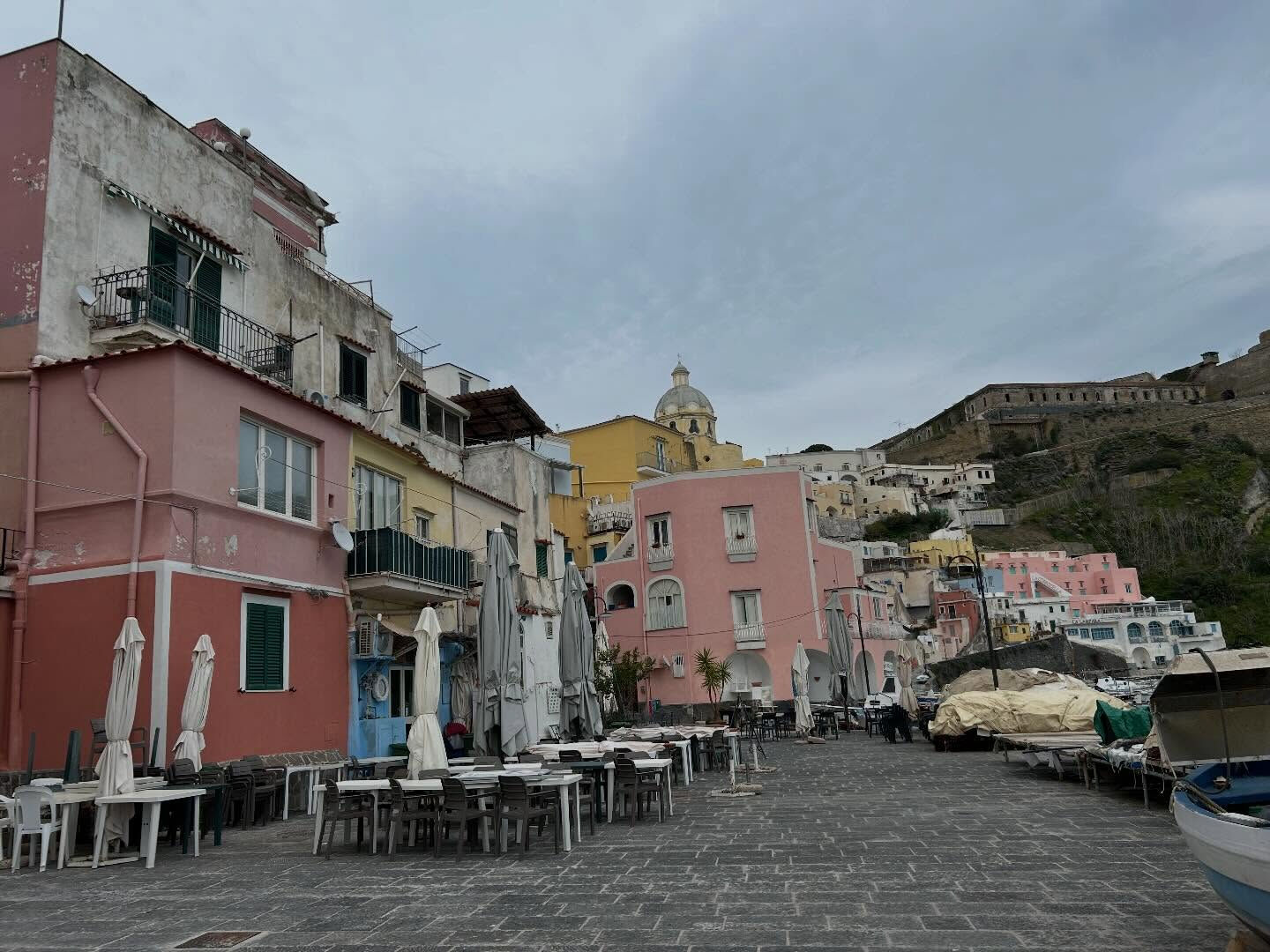 13.イタリア4日目　　PROCIDA