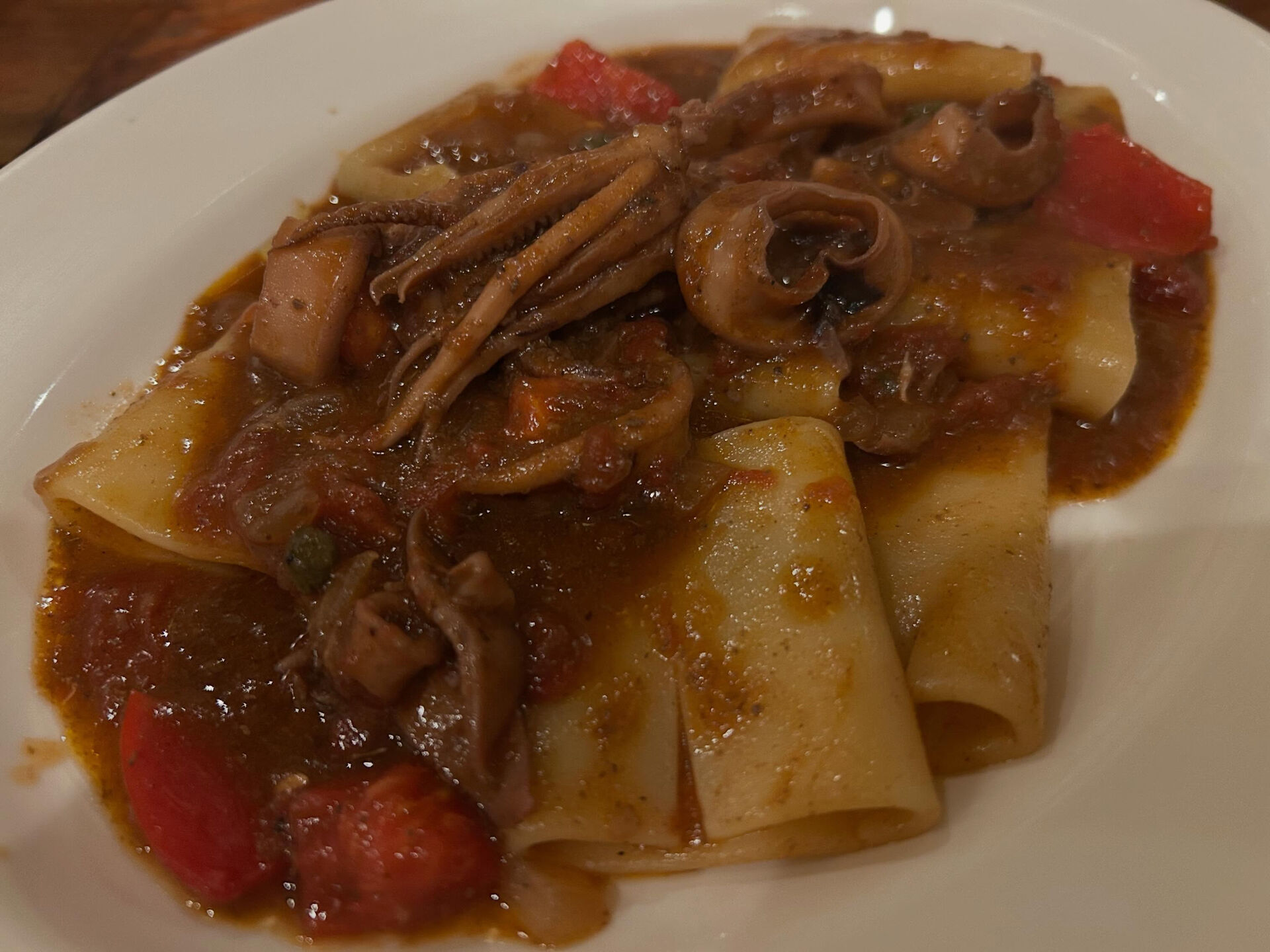 Paccheri con calamari e il lor