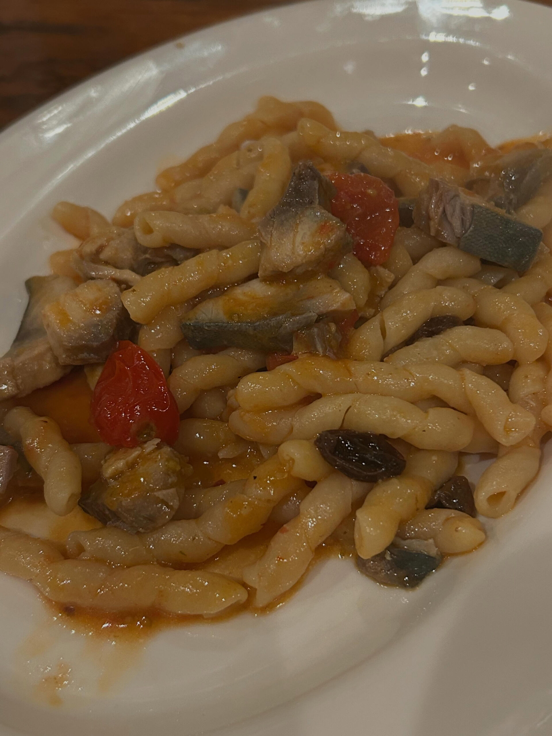 Busiate con sgombro, pomodorin